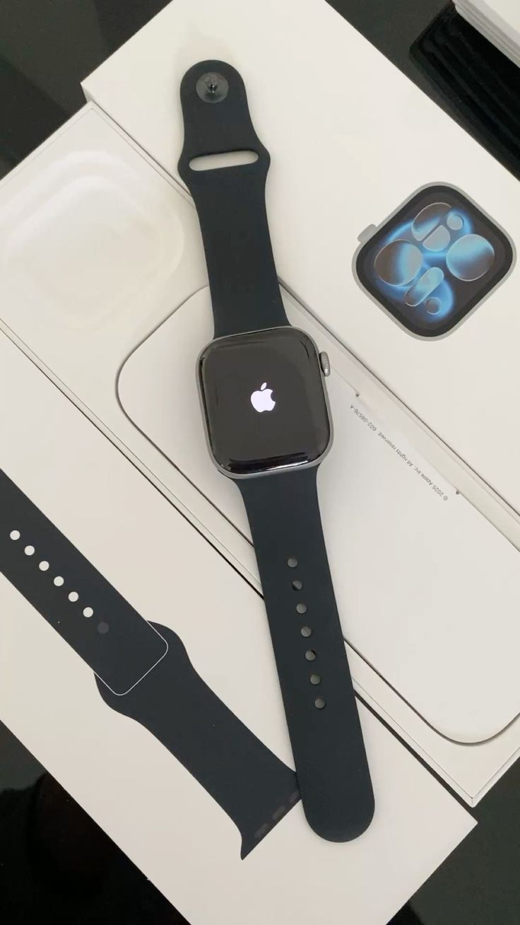 Apple Logo Series 11 Watch